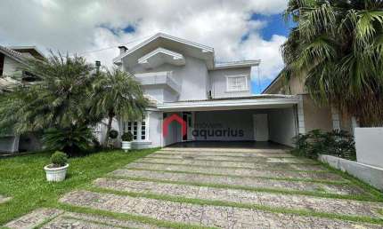 Sobrado com 3 dormitórios para alugar, 200 m² por R$ 7.074,18/mês - Urbanova - São José dos Campos/SP