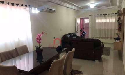 Sobrado com 3 dormitórios à venda, 132 m² por R$ 550.000,00 - Jardim Santa Maria - Jacareí/SP
