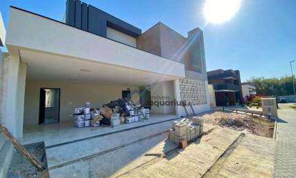 Casa em Fase Final de Construção - Mont Blanc - Urbanova