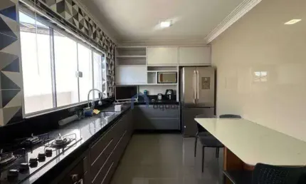 Casa com 2 dormitórios à venda, 168 m² por R$ 585.000 - Jardim Santa Júlia - São José dos Campos/SP