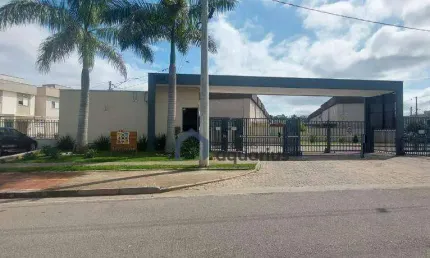 Bom Sobrado com 90 m² no Condomínio Amendoeiras em Taubaté/SP