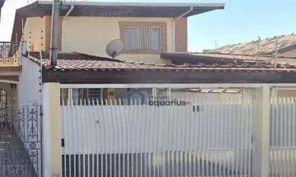 Sobrado com 3 dormitórios à venda, 107 m² por R$ 531.950,00 - Jardim das Indústrias - São José dos Campos/SP