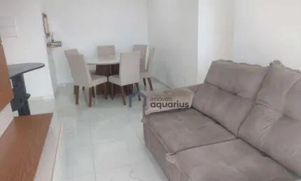 Apartamento com 3 dormitórios para alugar, 72 m² no Centro - Jacareí/SP
