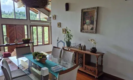 Casa com 3 dormitórios à venda, 350 m² por R$ 2.000.000,00 - Condomínio Lagoinha - Jacareí/SP