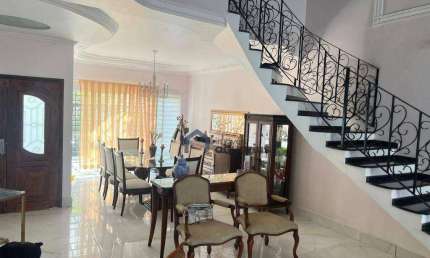 Sobrado com 4 dormitórios à venda, 296 m² por R$ 2.400.000 - Jardim Apolo - São José dos Campos/SP
