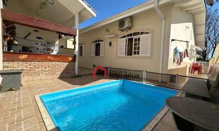Casa com 4 dormitórios à venda, 185 m² por R$ 1.649.000,00 - Urbanova - São José dos Campos/SP