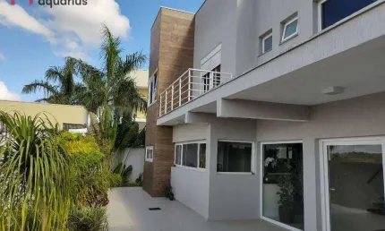 Sobrado no Condomínio Lago Dourado com 3 dormitórios, 365 m² -  Chácaras Rurais de Guararema - Jacareí/SP