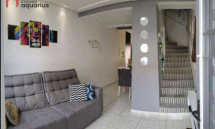 Sobrado com 2 dormitórios à venda, 100 m² por R$ 415.000,00 - Jardim Limoeiro - São José dos Campos/SP