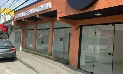 Sala comercial à venda no Gravatá, Penha 