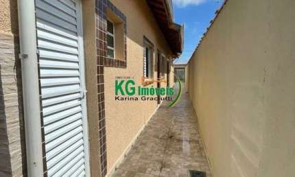 LINDA CASA TÉRREA COM 2 DORM | 1 SUÍTE | CHURRASQUEIRA | PISCINA - 2 VAGAS - A 1,6 KM DA PRAIA - A VENDA - R$ 285.000,00 - JARDIM JAMAICA - ITANHAÉM/SP.