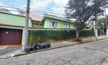 LINDA CASA TERRÉA A VENDA POR R$1.224.000.000,00 | 4 DORMITÓRIOS | 2 SALAS | ÓTIMA LOCALIZAÇÃO | 4 VAGAS | VILA PIRES - SANTO ANDRÉ / SP