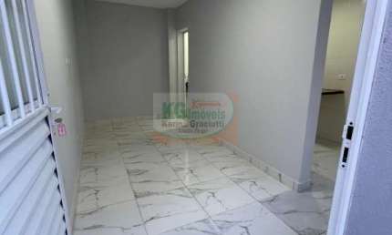 LINDA CASA PARA LOCAÇÃO R$1.100,00  | 1 DORMI  | COZINHA ESPAÇOSA | VILA LUTÉCIA - SANTO ANDRÉ / SP SAO 5 CASAS NO TERRENO E TEM ESCADA