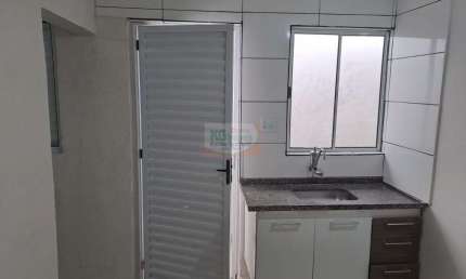 LINDA CASA PARA LOCAÇÃO POR R$900,00 | 1 DORMITÓRIOS | 35M²  |  SANTA MARIA - SANTO ANDRÉ/ SP