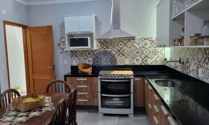 Casa com 3 dorms, Rio Várzea, Itaboraí - R$ 420 mil, Cod: 6004