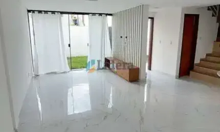 Casa - 223.38m² - 3 quartos - 1 suite - em Ponta de Campina, Cabedelo/PB