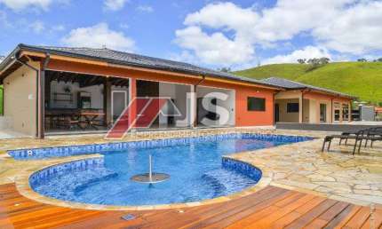 Casa com 4 quartos para alugar no Camanducaia de Baixo, Socorro 