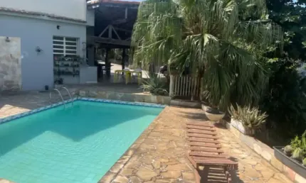 vendo casa independente, em terreno de 3000m2, Centro, Nova Iguaçu.