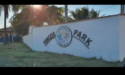 Vendo terreno 600m2, condomínio Princess Park, Araruama, RJ.