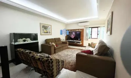 Casa para Venda em Santos, Embaré, 4 dormitórios, 4 suítes, 6 banheiros, 3 vagas