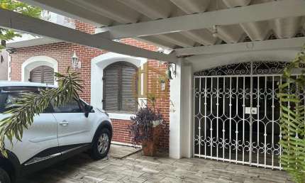 Casa para Venda em Santos, Ponta da Praia, 5 dormitórios, 2 suítes, 4 banheiros, 2 vagas
