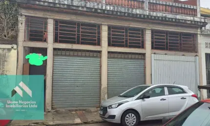 Vende-se Sobrado, 3 Dormitórios, 1 Suíte, com edícula, 236m² por R$ 450.000,00 - Brás Cubas, Mogi das Cruzes