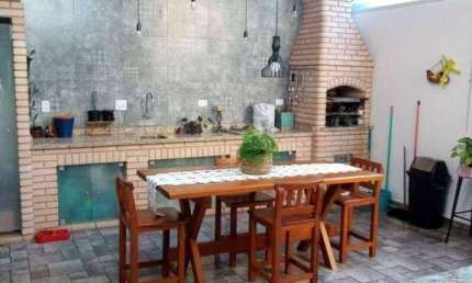 Vende-se Casa, 2 Dormitórios, 2 Banheiros, Com Garagem por R$ 530.000,00 – Condomínio Jardim Europa, Mogi das Cruzes/SP