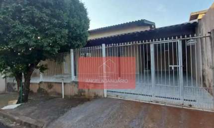 Casa com 3 quartos à venda na Rua Serra da Prata, 208, Conjunto Habitacional Órion, Londrina