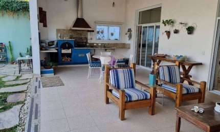 Sobrado com 3 quartos, Jardim Aracy - Mogi das Cruzes