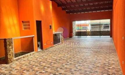 Sobrado com 3 quartos, Jardim Monte Cristo - Suzano