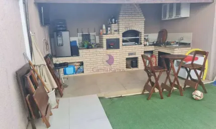Sobrado com 2 quartos, Vila Caputera - Mogi das Cruzes