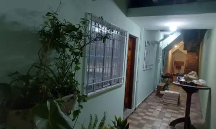 Casa com 3 dormitórios à venda, 200 m² por R$ 765.000,00 - Centro - Suzano/SP
