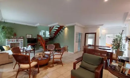 Sobrado com 2 dormitórios à venda, 224 m² por R$ 920.000 - Centro - Poá/SP
