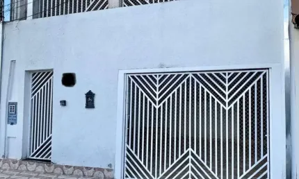 Sobrado com 3 dormitórios à venda, 197 m² por R$ 650.000,00 - Vila Paulicea - Mogi das Cruzes/SP