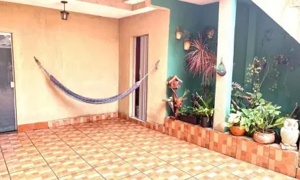 Sobrado com 6 dormitórios à venda, 333 m² por R$ 600.000 - Vila Amorim - Suzano/SP