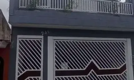 Sobrado com 3 dormitórios à venda, 232 m² por r$ 650.000 - cidade edson - suzano/sp