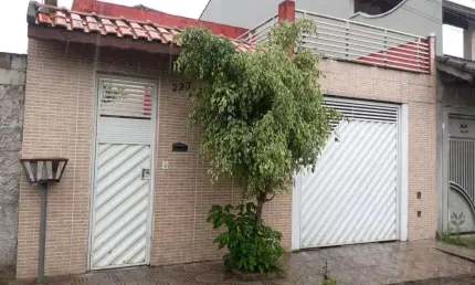 Sobrado com 4 dormitórios à venda, 82 m² por R$ 403.000,00 - Jardim Quaresmeira - Suzano/SP