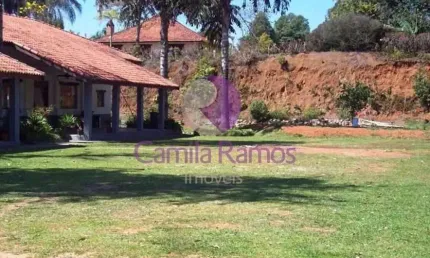 Chácara com 4 dormitórios à venda, 550 m² por R$ 900.000,00 - Ipelândia - Suzano/SP