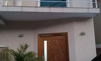 Sobrado com 3 dormitórios à venda, 100 m² por R$ 640.000,00 - Jardim Medina - Poá/SP
