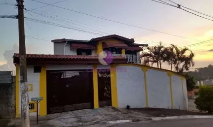 Sobrado Residencial à venda, Jardim Cacique, Suzano - SO0167.