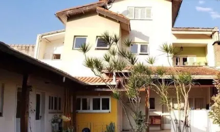 Sobrado com 4 dormitórios à venda por R$ 950.000,00 - Jardim Carlos Cooper - Suzano/SP