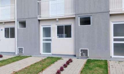 Sobrado com 2 dormitórios à venda, 61 m² por R$ 340.000,00 - Vila Urupês - Suzano/SP