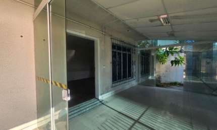 Casa comercial com 10 salas para alugar na Rua Aderbal Ramos da Silva, A, Centro, Itajaí
