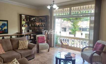 --- Casa Sobreposta Alta com 3 quartos sendo 1 suíte no Campo Grande ---