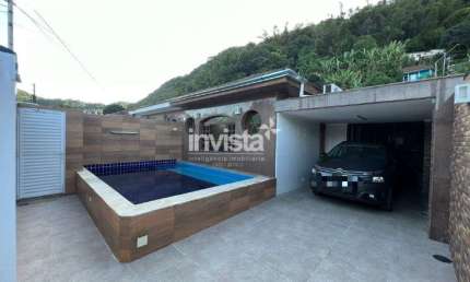 Casa com 3 quartos à venda no Marapé, Santos 