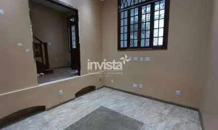 Sobrado à venda, 189 m², uma quadra da praia, Pompéia-Santos