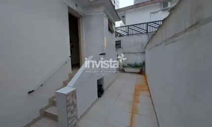 Sobrado à venda, 213 m², 3 dormitórios, uma quadra da praia, Pompéia-Santos