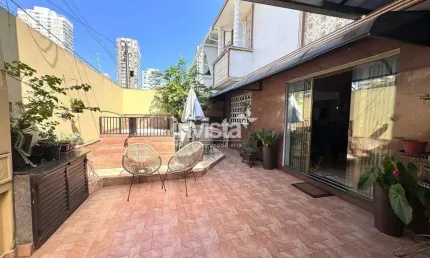 Casa com 3 quartos à venda no Embaré, Santos 