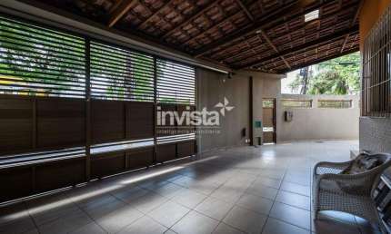 Casa com 3 quartos à venda no Embaré, Santos 