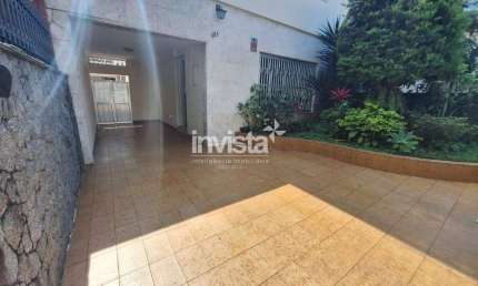 Casa com 3 quartos para alugar no Embaré, Santos 