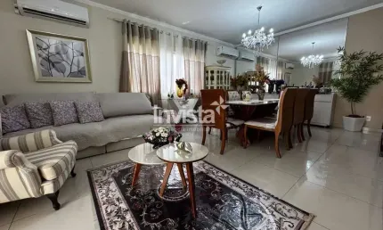 Casa com 3 quartos à venda no Marapé, Santos 